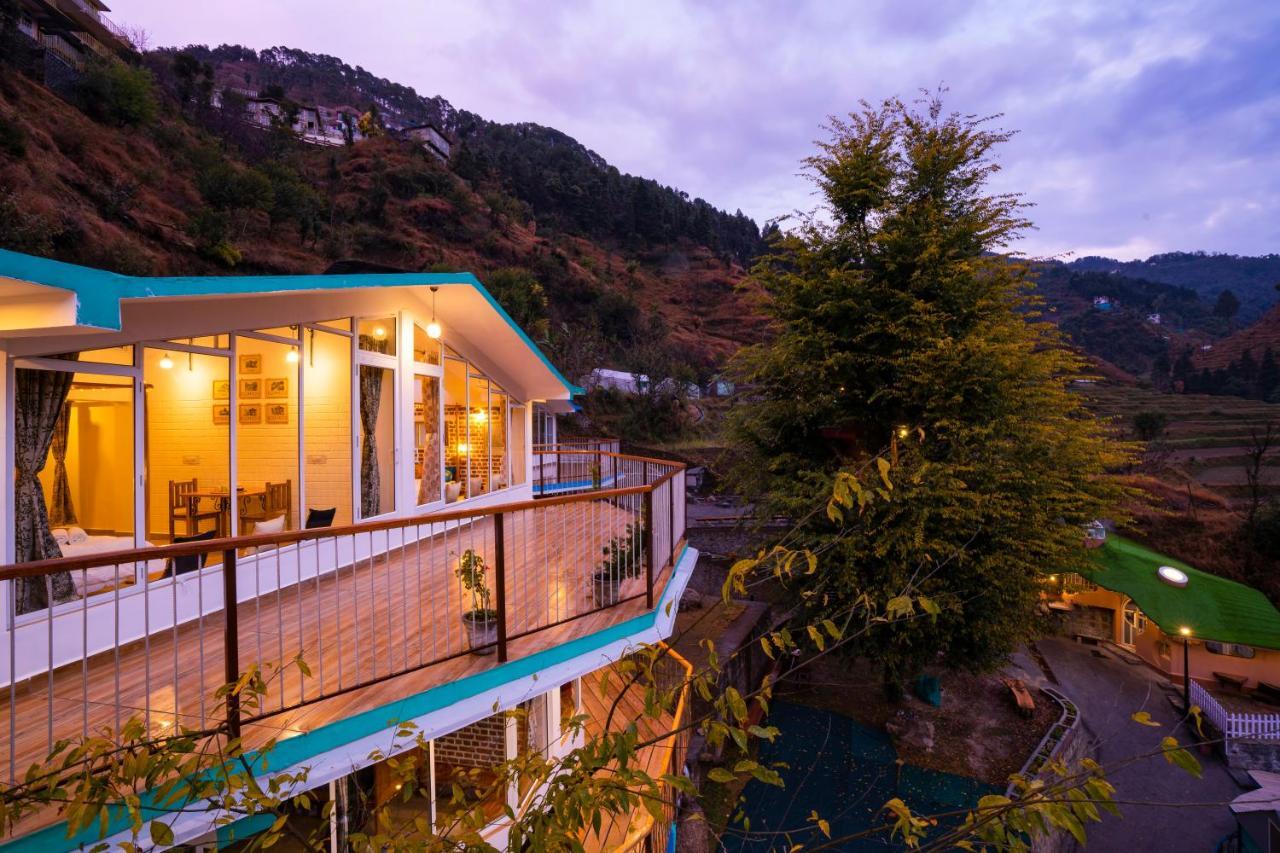 Zostel Plus Mussoorie- Kempty Hostel Exterior photo